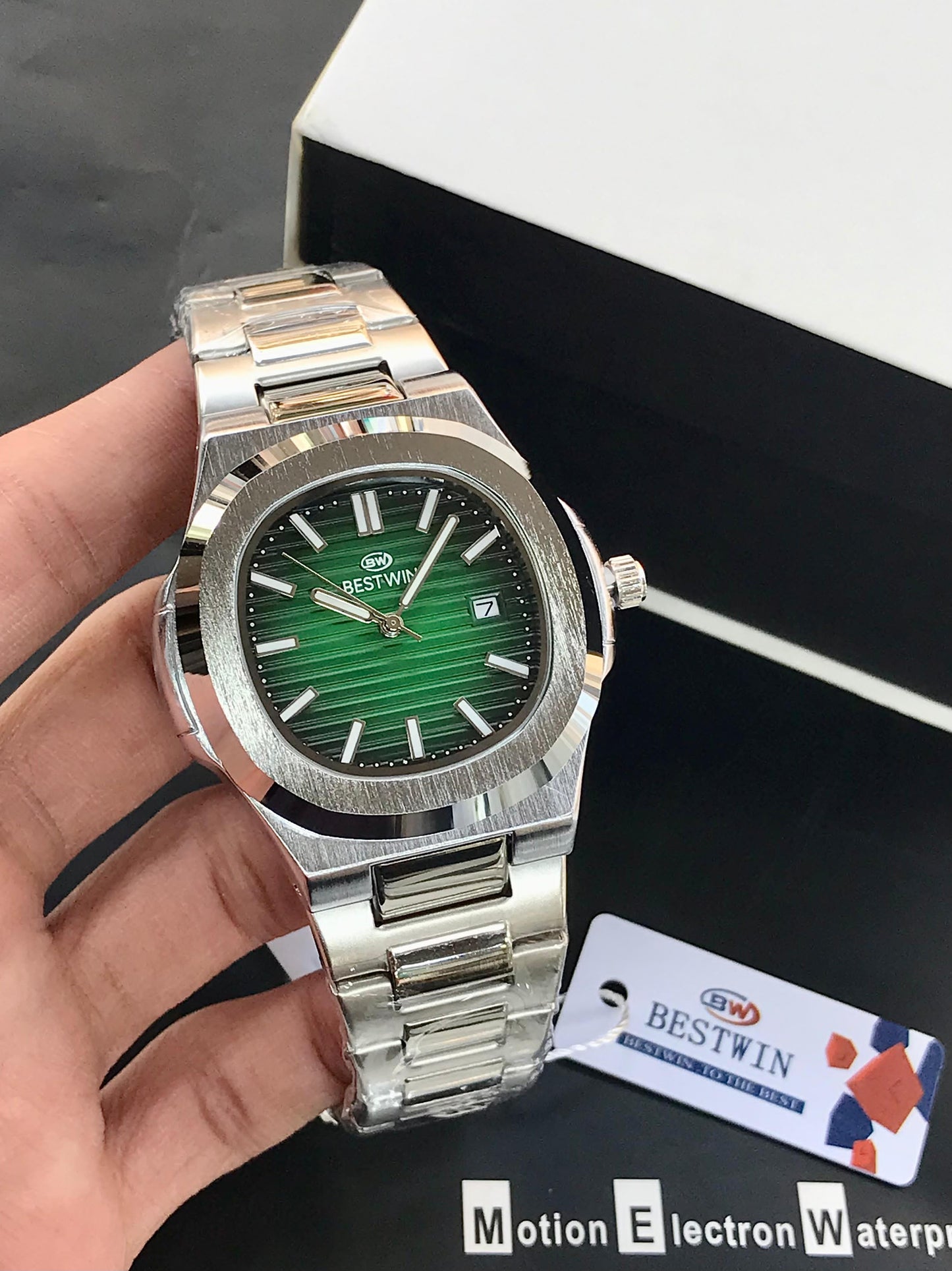 BESTWIN Premium Luxury Sport Analog Watch – Stainless Steel – Water Resistant