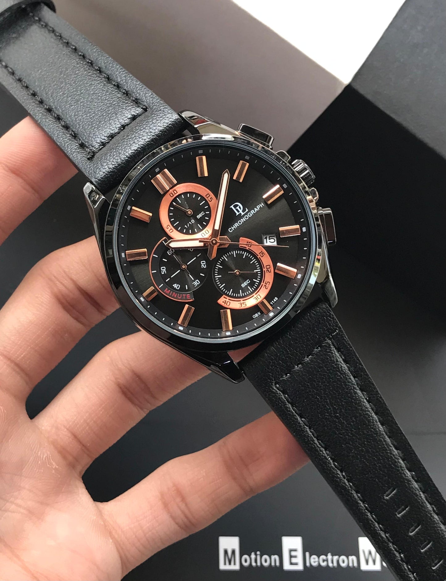 DE LAWRENCE Chronograph Men’s Watch – Fully Functional Luxury Timepiece